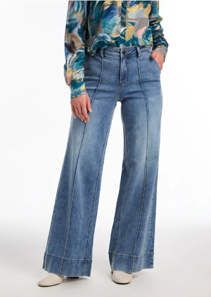 Open image in slideshow, Olivia Wide Leg Trouser Jean
