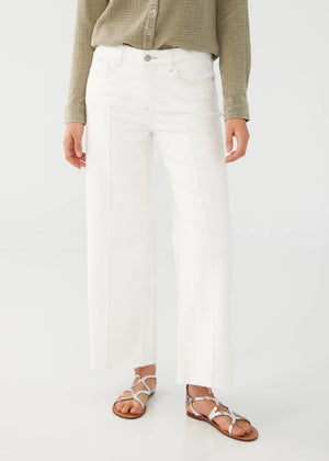 Open image in slideshow, Olivia Wide Leg Ankle Jean
